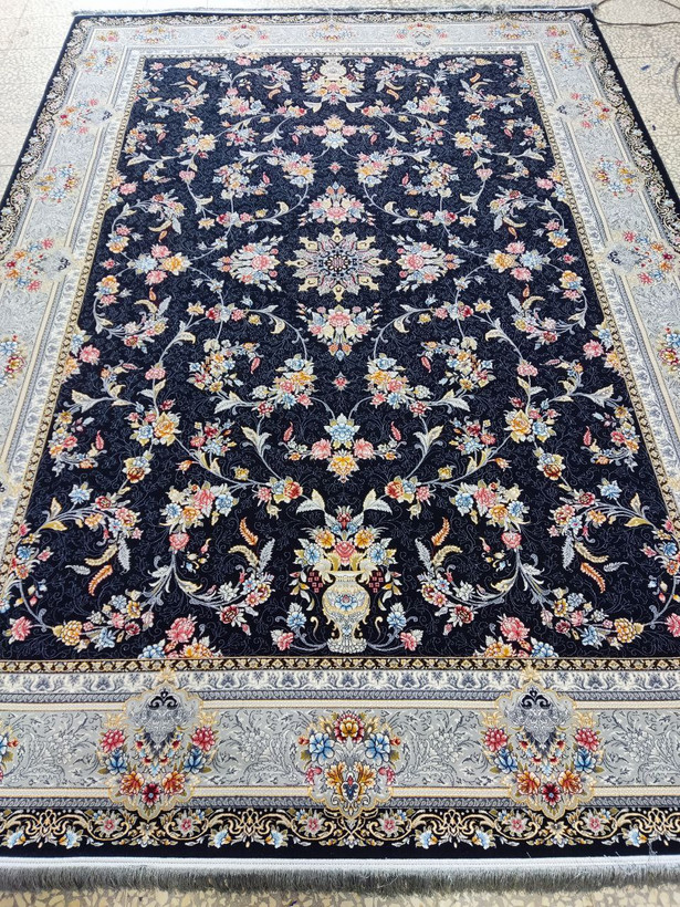 فرش کارن 700 شانه آبی کارپیو - نمای نزدیک